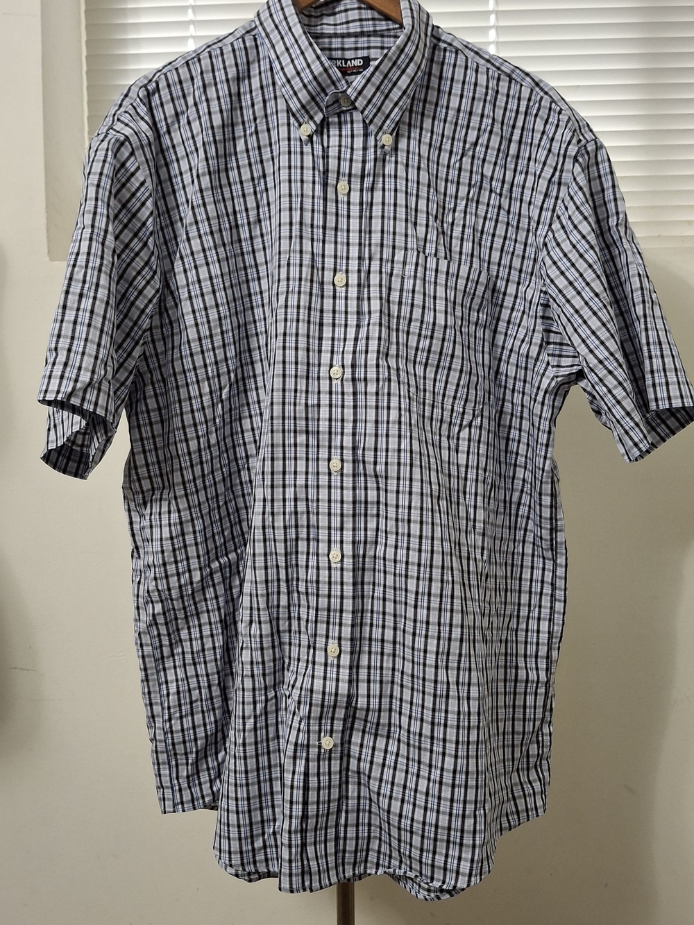 Kirkland Signature Men's Short Sleeve Plaid Button-Down Shirt